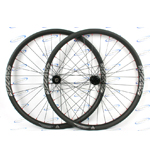 Hand-built AM728 asymmetric rim profile carbon fiber mtb 650B wheels