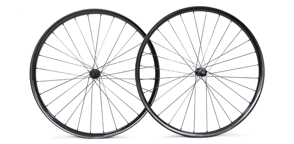 Lightweight-XC-racing-bike-carbon-wheelset-XC930-29er